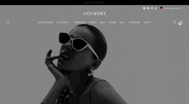 annafoxy.com