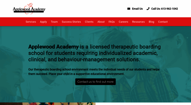 applewoodacademy.com