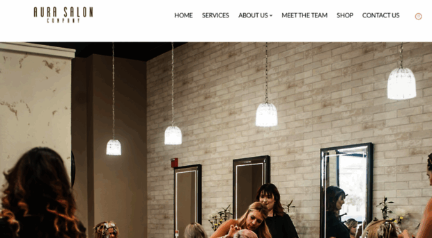 aurasaloncompany.com
