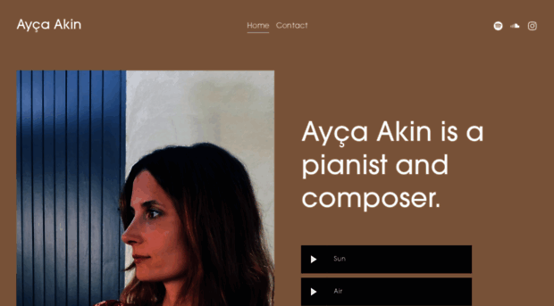 ayca-akin.com