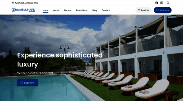 blueharbourboutique.com