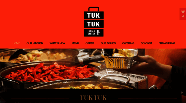 chicago-tuktuk.com