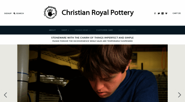 christianroyalpottery.com