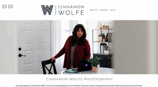 cinnamonwolfephotography.com