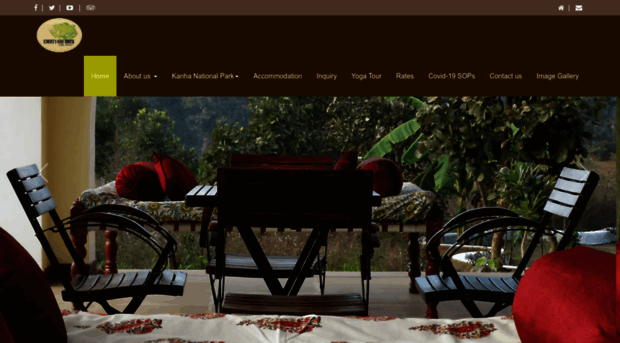 courtyardhousekanha.com