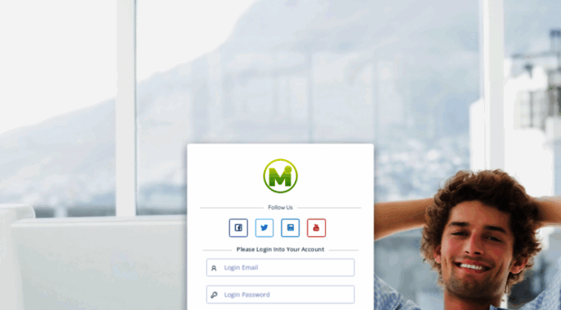 crm.macleayinsurance.com.au