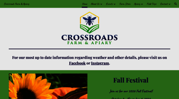 crossroadsfarmandapiary.com