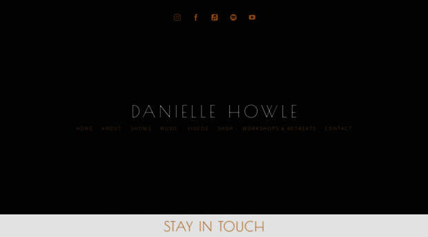 daniellehowle.com