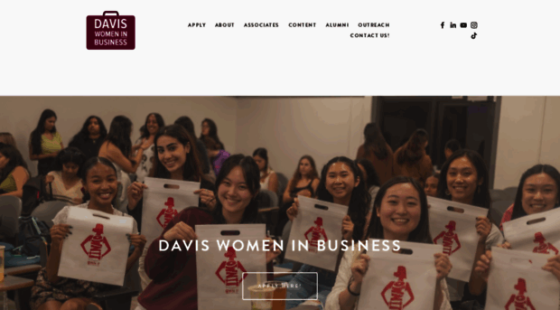 daviswomeninbusiness.com