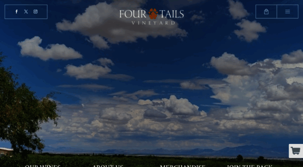 fourtailsvineyard.com