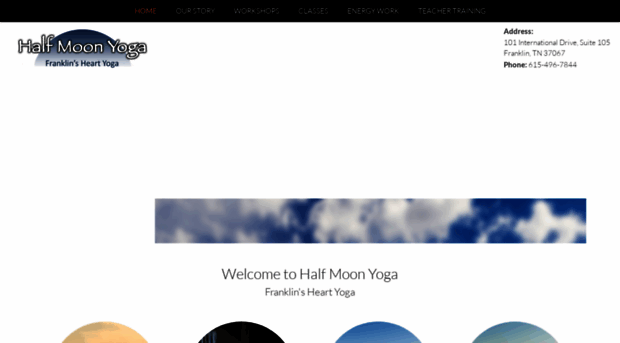 halfmoonyoga.net