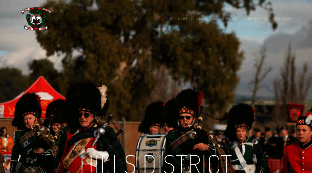 hillsdistrictpipeband.com