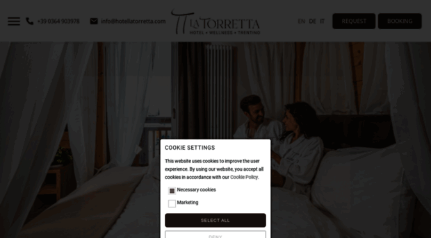 hotellatorretta.com