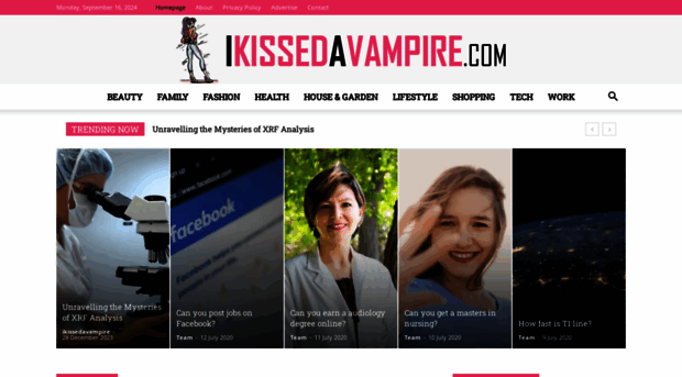 ikissedavampire.com