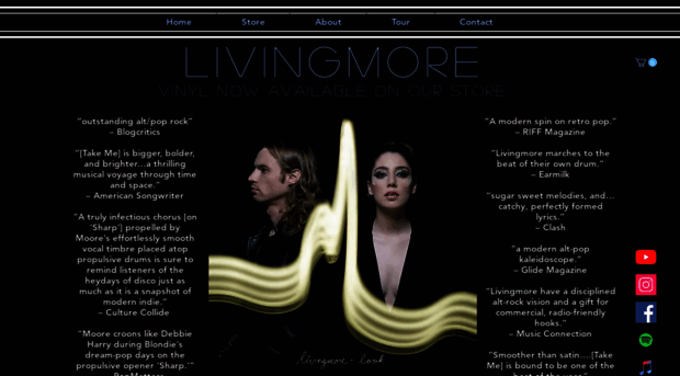 livingmoreband.com