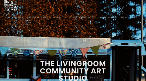 livingroomcommunityartstudio.org