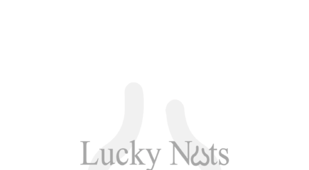 luckynutsproducts.com