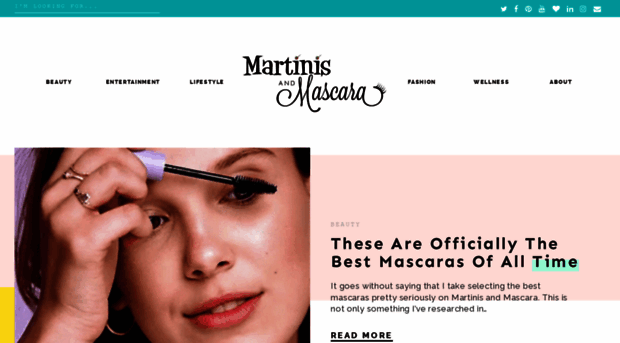 martinisandmascara.com