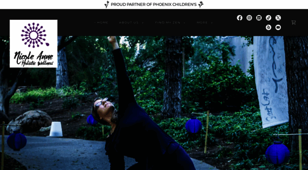 nicoleanneyoga.com