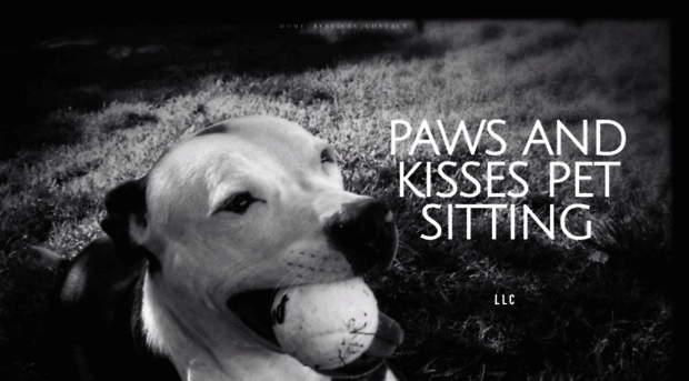 pawsandkissessitting.com