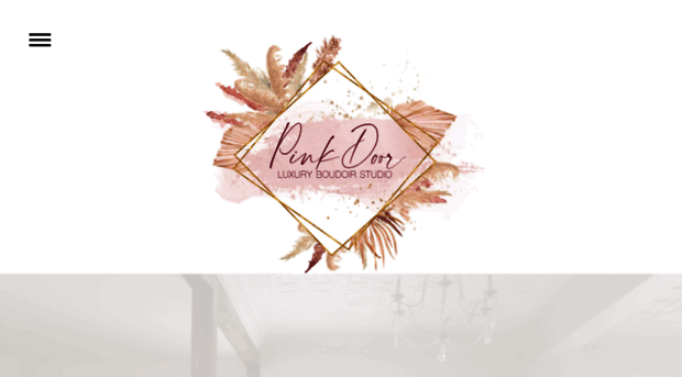 pinkdoorboudoir.com