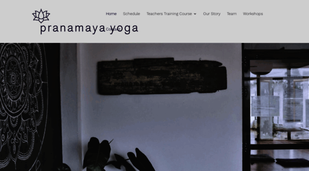 pranamaya-yoga.com