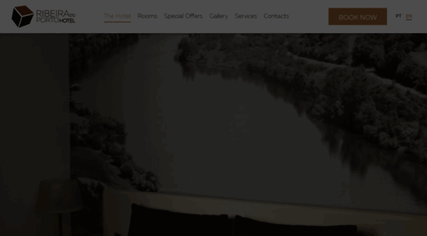 ribeiradoportohotel.com