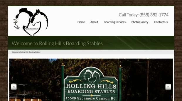 rollinghillsboardingstables.com