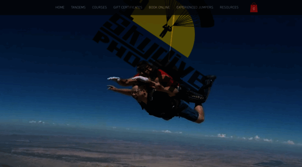 skydivephoenix.com