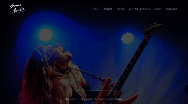soniaanubis.com