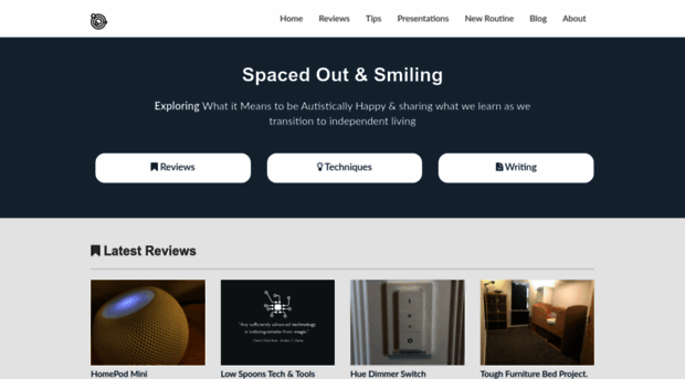 spacedoutandsmiling.com