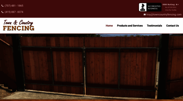 towncountryfencing.com