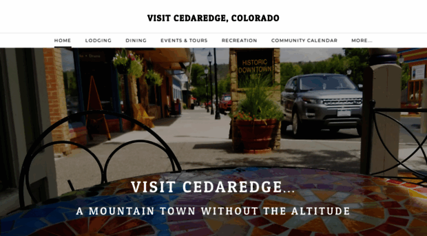 visitcedaredge.com