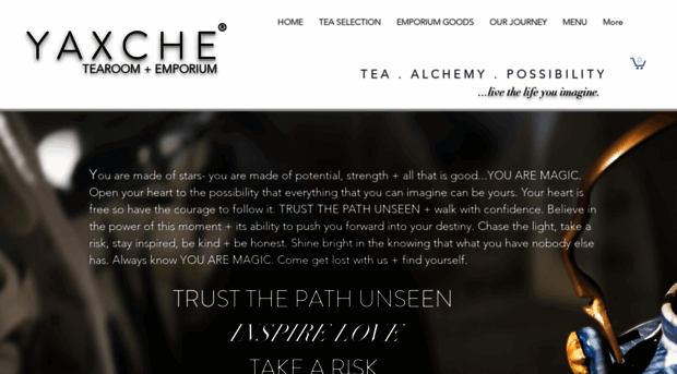 yaxchetearoom.com