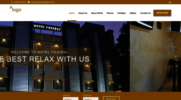 yogirajhotel.com